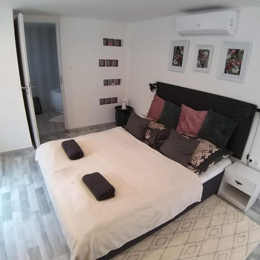 Bubble House - Apartmanok ซิลวาชวาร็อด ภายนอก รูปภาพ